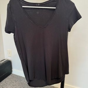 Lululemon love v neck t shirt